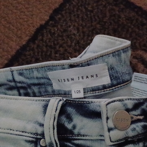 Jeans - Picture 4 of 4